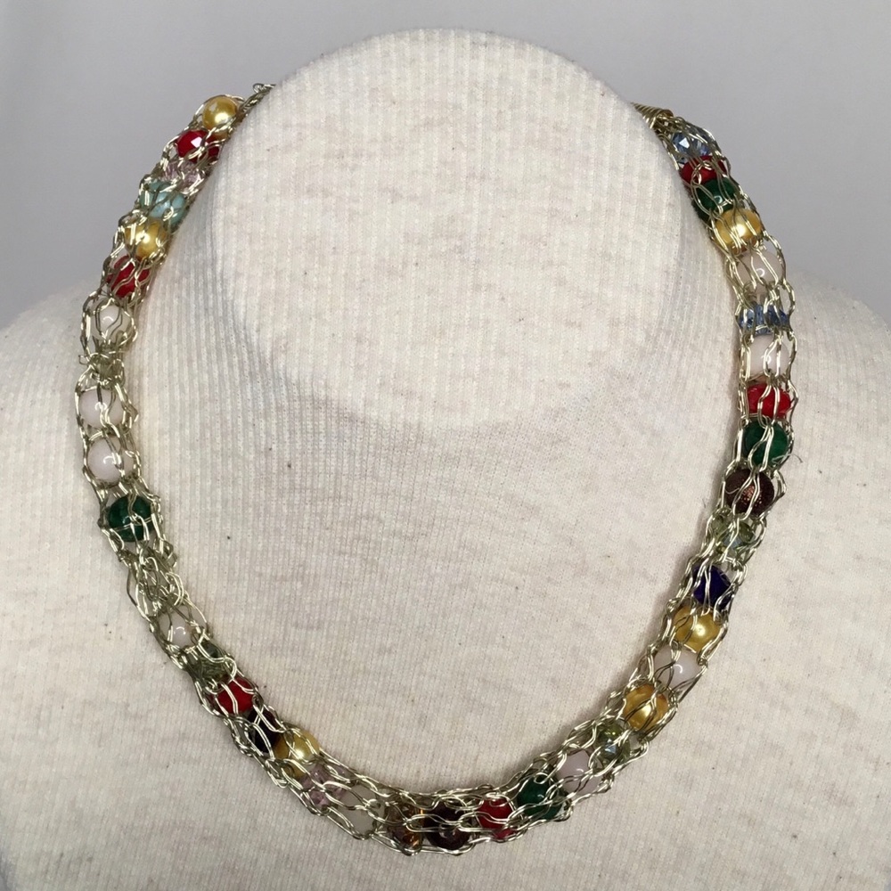 💎Choker Necklace Gold-Tone Mesh Tube Holding Multicolored Beads